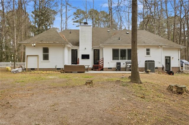 4404 Bufflehead DR, Gloucester, VA 23061