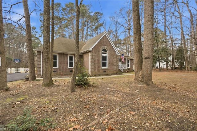 4404 Bufflehead DR, Gloucester, VA 23061