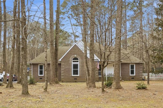 4404 Bufflehead DR, Gloucester, VA 23061