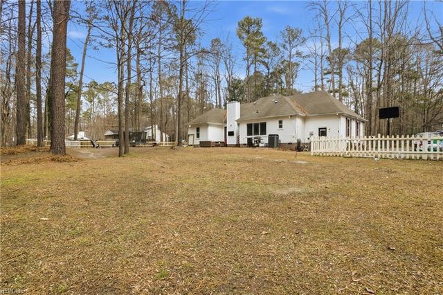 4404 Bufflehead DR, Gloucester, VA 23061