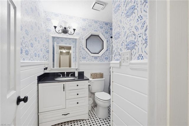 4404 Bufflehead DR, Gloucester, VA 23061