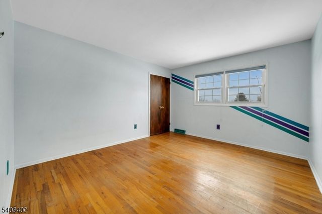 7 Manchester Dr, Hanover Twp., NJ 07981