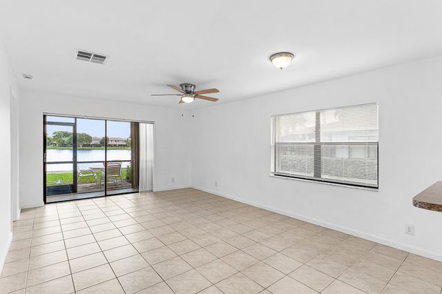 5326 Jog Lane, Delray Beach, FL 33484