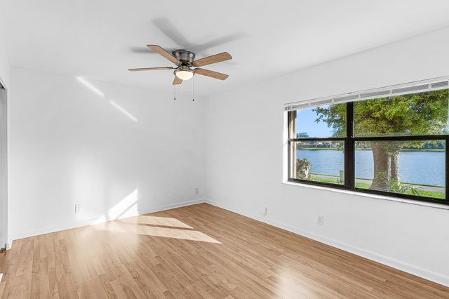 5326 Jog Lane, Delray Beach, FL 33484