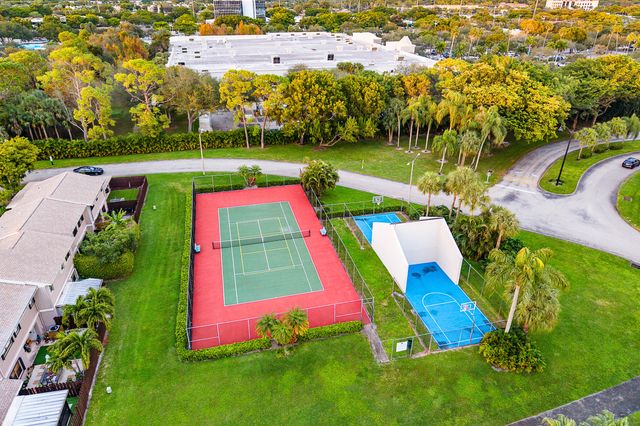 5326 Jog Lane, Delray Beach, FL 33484