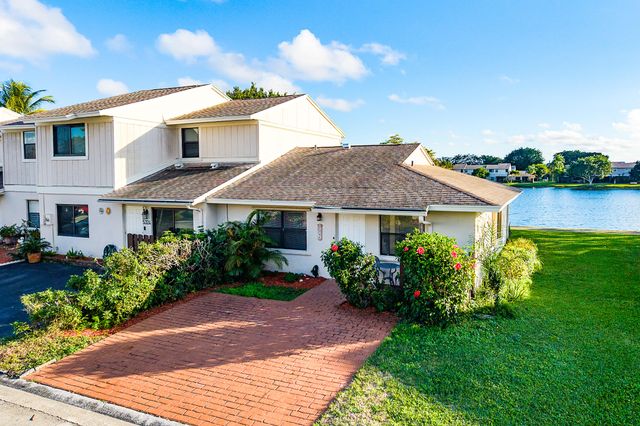 5326 Jog Lane, Delray Beach, FL 33484