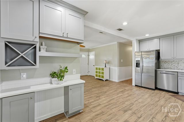 206 Port Royal Drive, Savannah, GA 31410