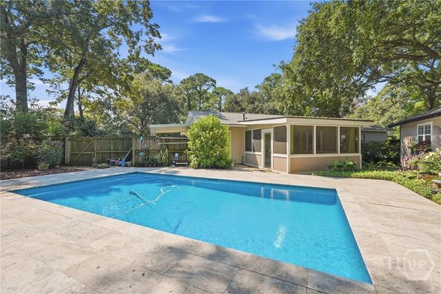 206 Port Royal Drive, Savannah, GA 31410