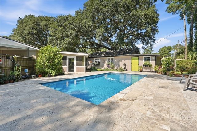 206 Port Royal Drive, Savannah, GA 31410