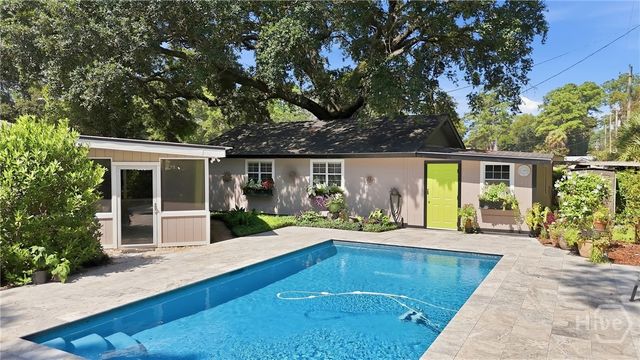 206 Port Royal Drive, Savannah, GA 31410