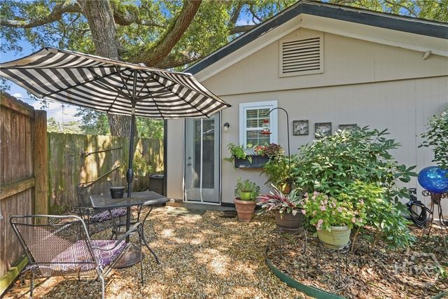 206 Port Royal Drive, Savannah, GA 31410