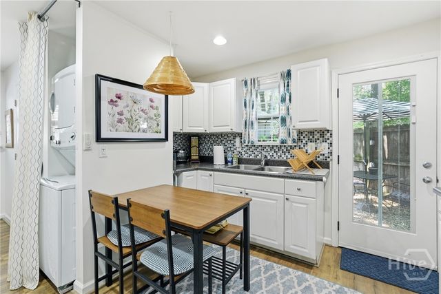 206 Port Royal Drive, Savannah, GA 31410