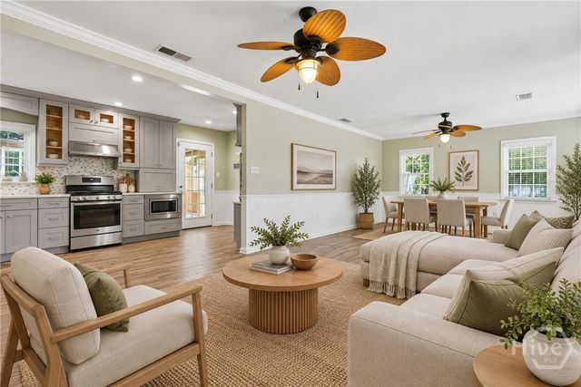 206 Port Royal Drive, Savannah, GA 31410