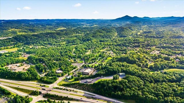 2208 Reservoir Road, Kingsport, TN 37660