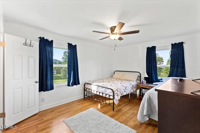 2208 Reservoir Road, Kingsport, TN 37660