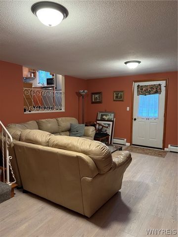 4540 West Overlook Drive, Clarence, NY 14221