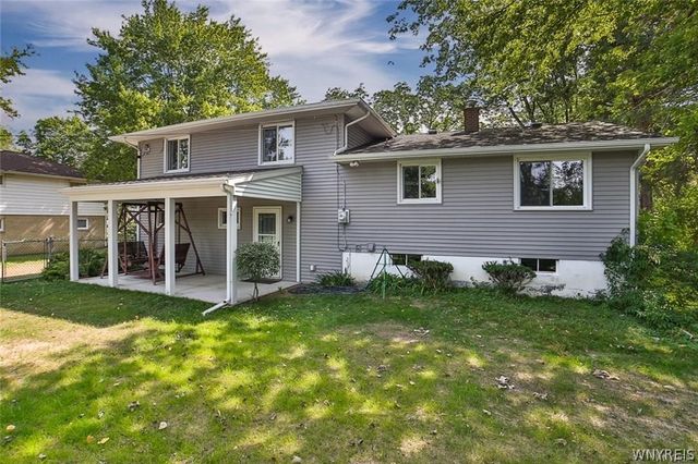 4540 West Overlook Drive, Clarence, NY 14221