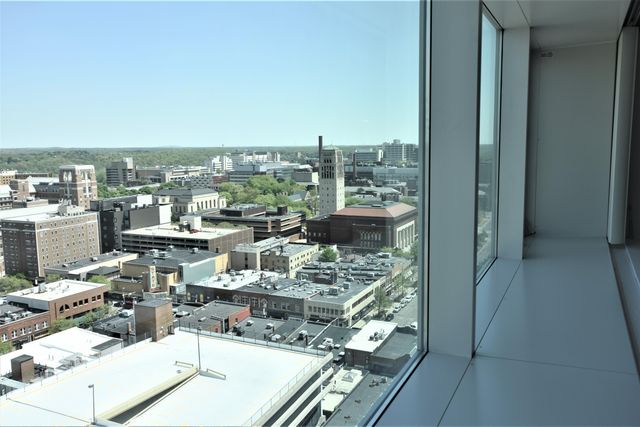 555 E William Street 22E, Ann Arbor, MI 48104