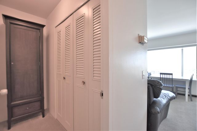 555 E William Street 22E, Ann Arbor, MI 48104