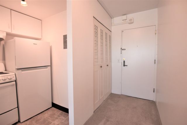 555 E William Street 22E, Ann Arbor, MI 48104