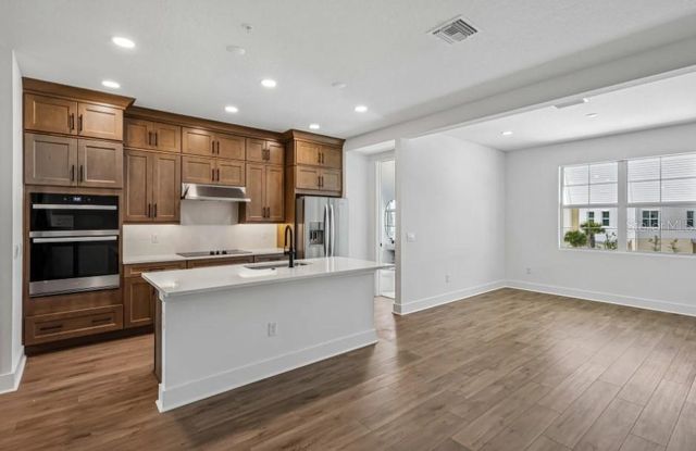 9996 KEY HAVEN ROAD, Seminole, FL 33777