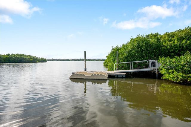 9996 KEY HAVEN ROAD, Seminole, FL 33777