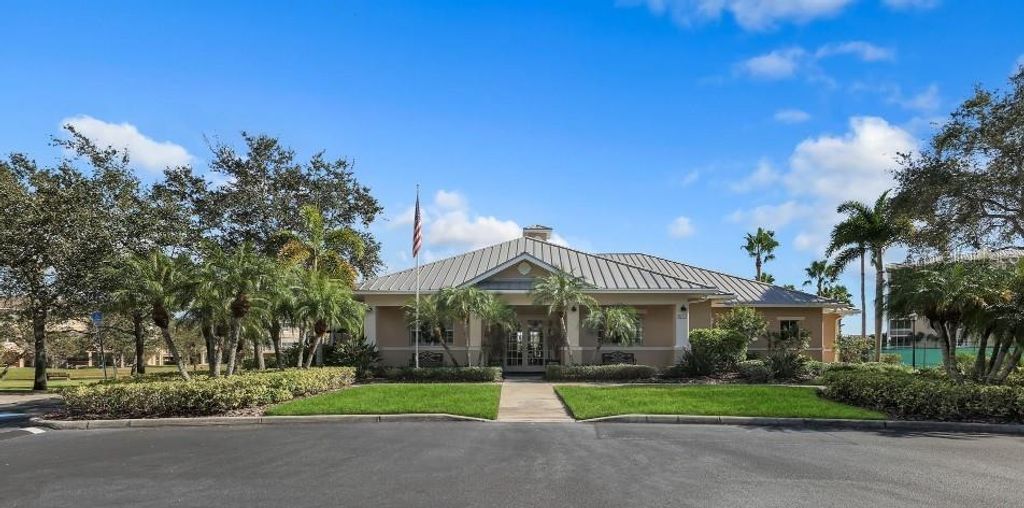 Image 22 of property listing at 9996 KEY HAVEN ROAD, Seminole, FL 33777