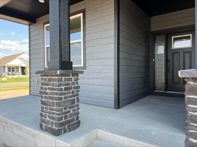 4342 132nd Avenue NE, Blaine, MN 55449