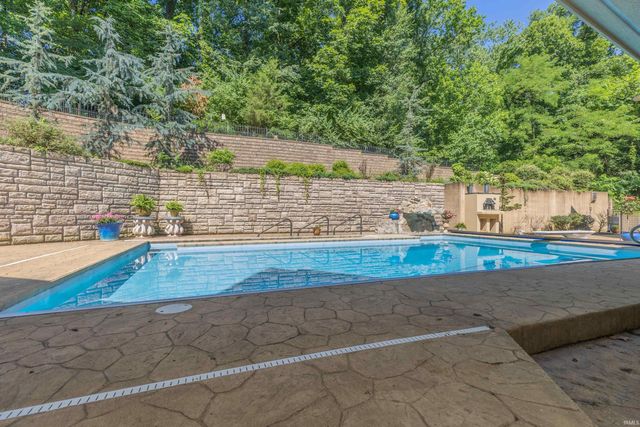 1620 Talon Place, Evansville, IN 47725
