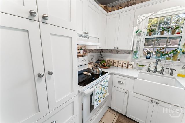 640 E 55th Street, Savannah, GA 31405