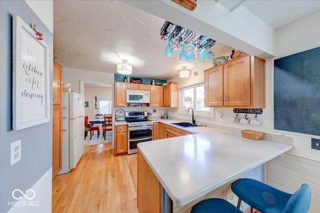 3018 Buckmoor Parkway, Greenwood, IN 46143