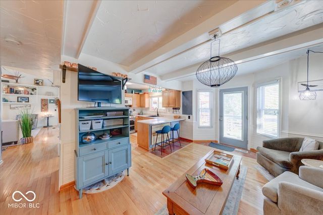 3018 Buckmoor Parkway, Greenwood, IN 46143