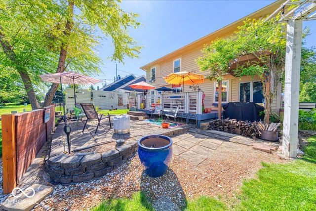 3018 Buckmoor Parkway, Greenwood, IN 46143