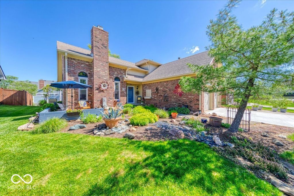 3018 Buckmoor Parkway, Greenwood, IN 46143