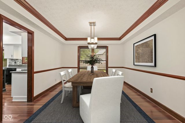 738 Howe, Carmel, IN 46032
