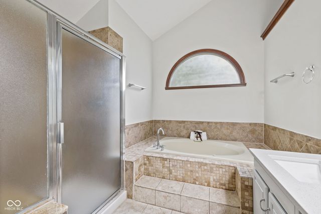 738 Howe, Carmel, IN 46032