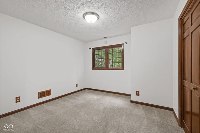 738 Howe, Carmel, IN 46032