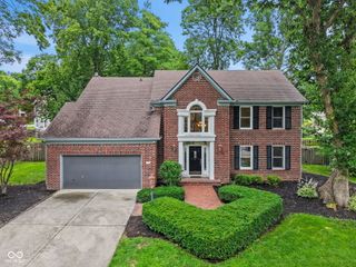 738 Howe, Carmel, IN 46032