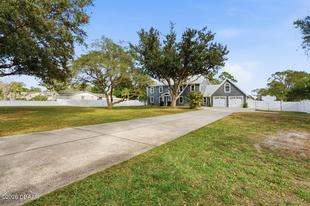 5743 W Sweetwater Boulevard, Port Orange, FL 32127