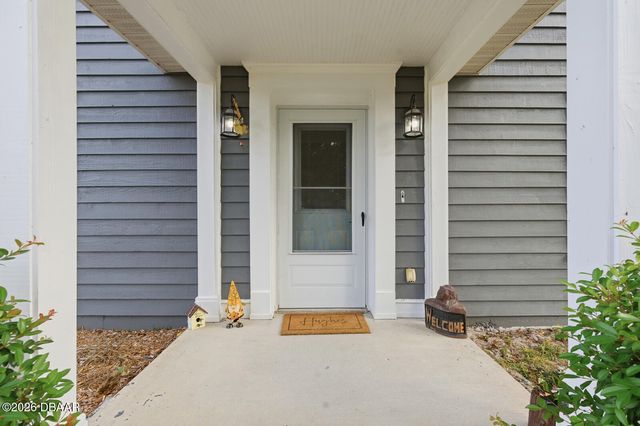 5743 W Sweetwater Boulevard, Port Orange, FL 32127