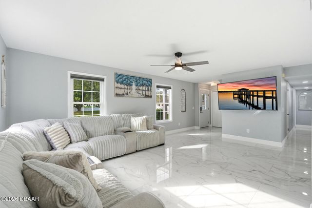 5743 W Sweetwater Boulevard, Port Orange, FL 32127