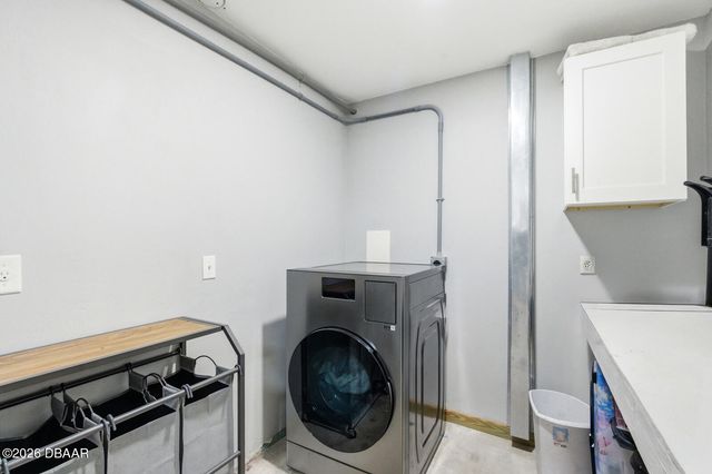 5743 W Sweetwater Boulevard, Port Orange, FL 32127