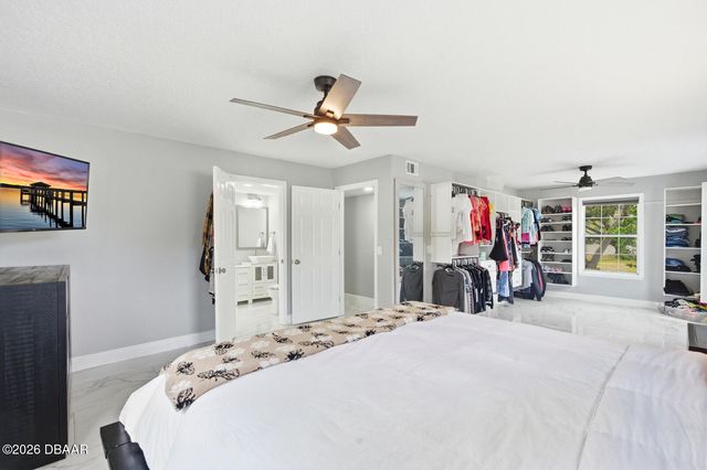 5743 W Sweetwater Boulevard, Port Orange, FL 32127