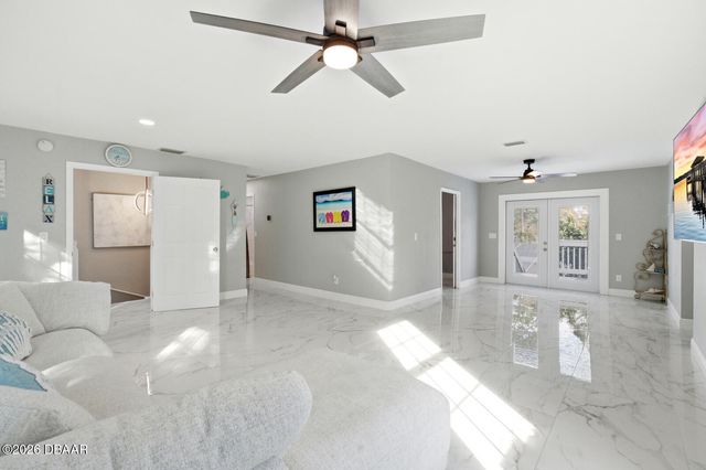 5743 W Sweetwater Boulevard, Port Orange, FL 32127