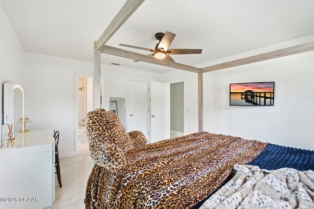 5743 W Sweetwater Boulevard, Port Orange, FL 32127