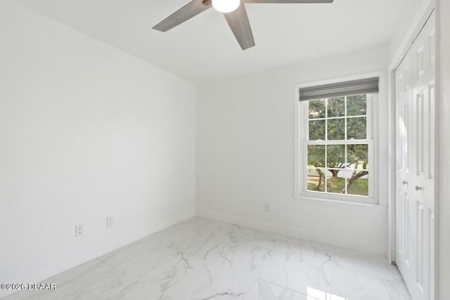 5743 W Sweetwater Boulevard, Port Orange, FL 32127