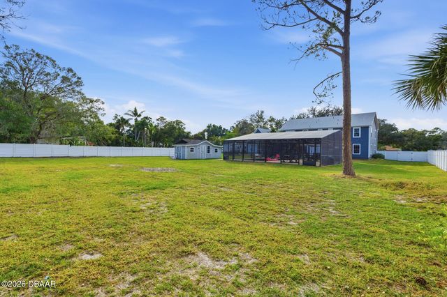 5743 W Sweetwater Boulevard, Port Orange, FL 32127