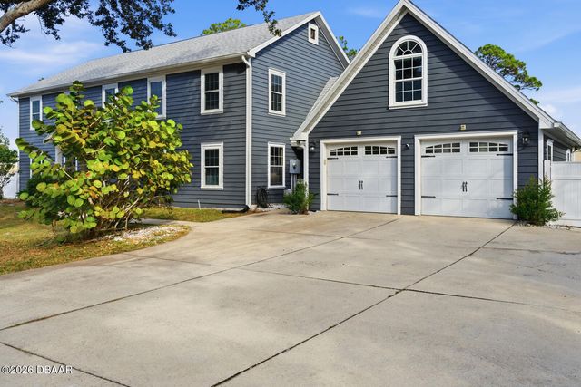 5743 W Sweetwater Boulevard, Port Orange, FL 32127