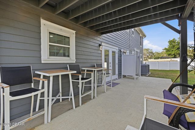 5743 W Sweetwater Boulevard, Port Orange, FL 32127