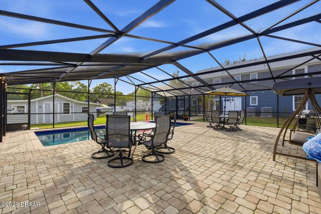 5743 W Sweetwater Boulevard, Port Orange, FL 32127